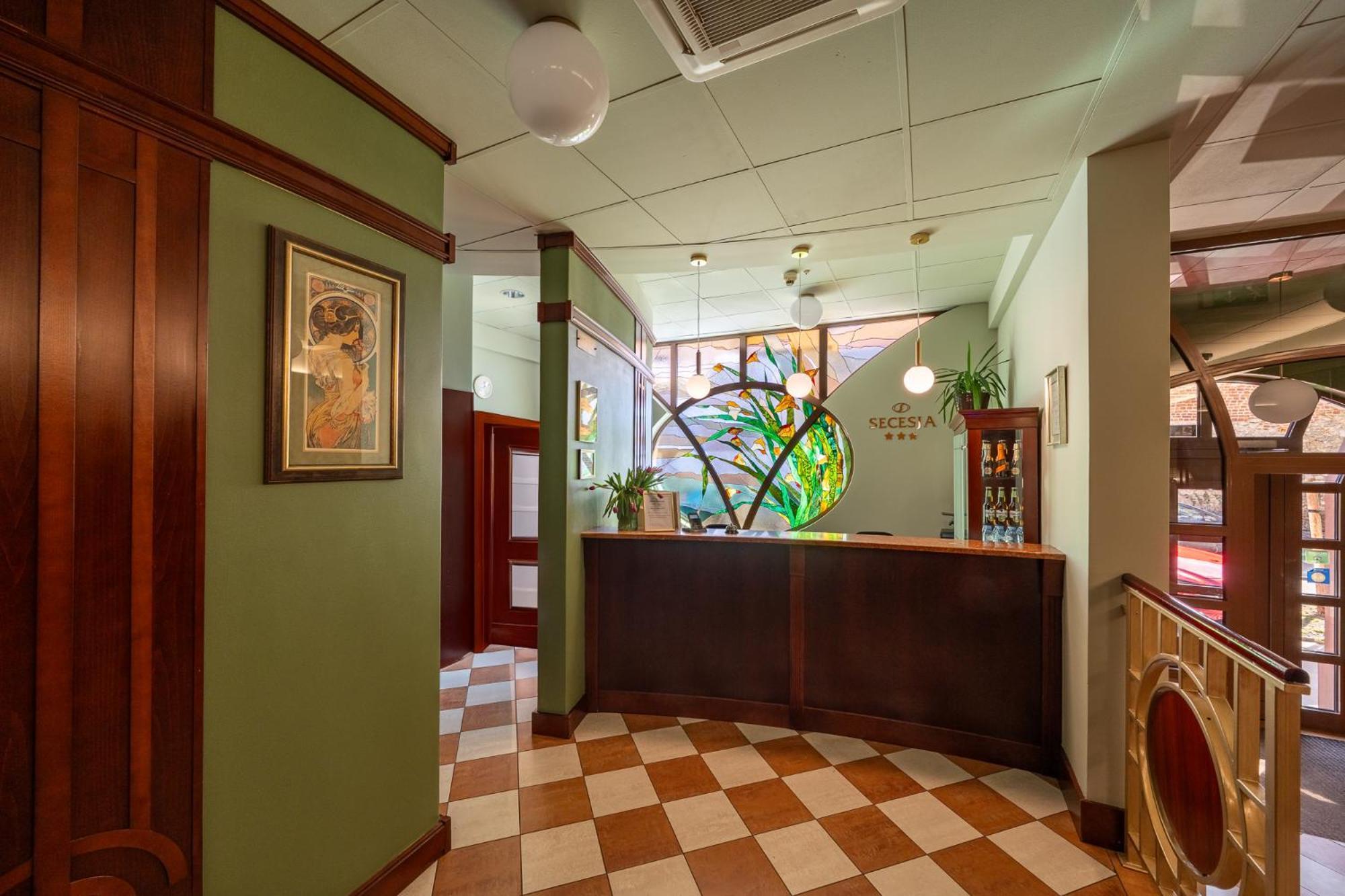 Hotel Secesja Krasków Εξωτερικό φωτογραφία